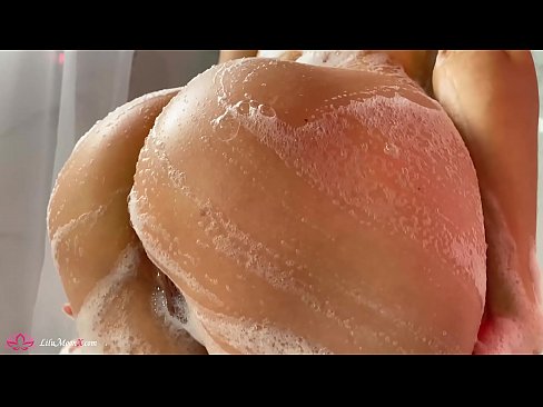 ❤️ Brunette په شاور کې د شدید orgasm لپاره د وایبرټر سره بلی مشت زنی کوي ❤️  په فحش ps.assistdoctor23.ru